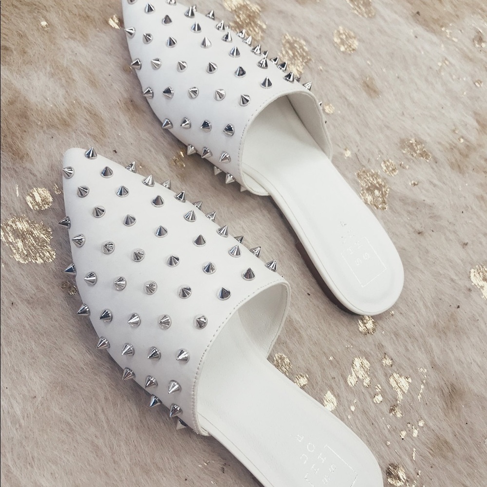 New The Amie Mule Sz 6-10